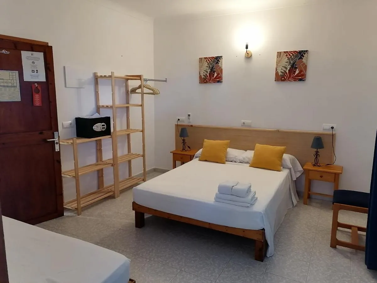 Hostal Pepe Sant Ferran de Ses Roques Spain