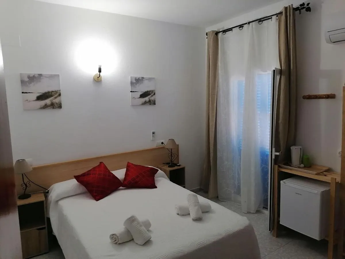 Hostal Pepe San Ferran de Ses Roques Maison d'hôtes