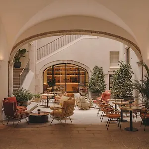 Hotel Palau Fugit ****