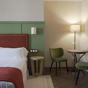 Hotel The Honest & ****